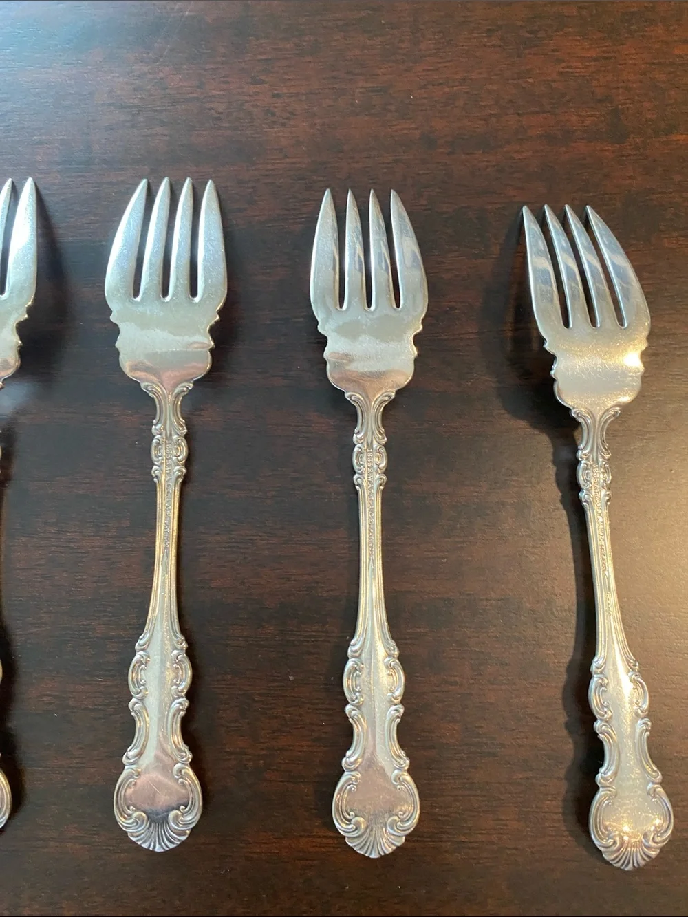 Set of 1835R Wallace Silverplate dessert forks (6)